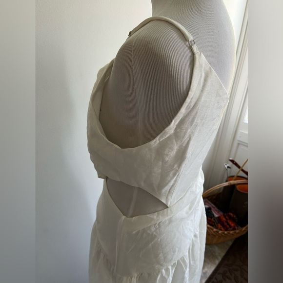 Anthropologie x Moon River Asymmetrical Cutout Dress Size Medium NWT - Picture 9 of 16